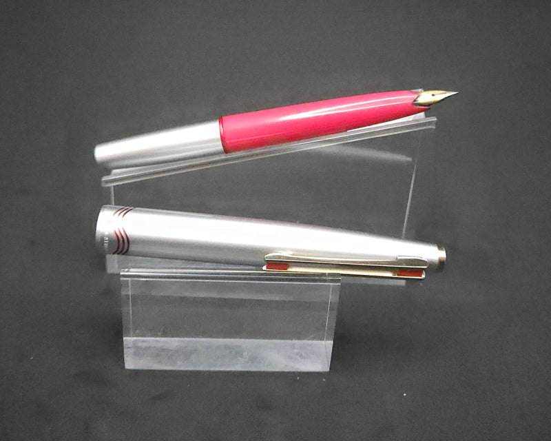 Platinum Silver & Red Pocket Fountain Pen 22K Gold F Nib