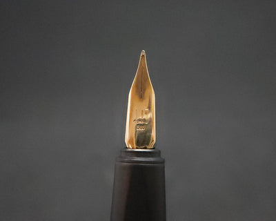 Dunhill Dress Pen Silver Fountain Pen 14K Gold Medium Nib