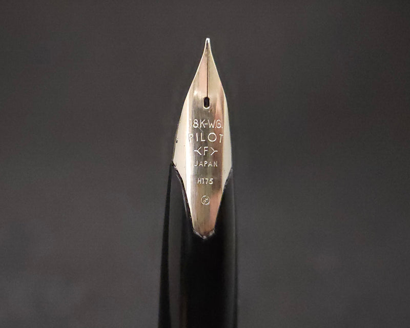Pilot Custom Black Stripe Fountain Pen 18k Gold Fine Nib K-500SS