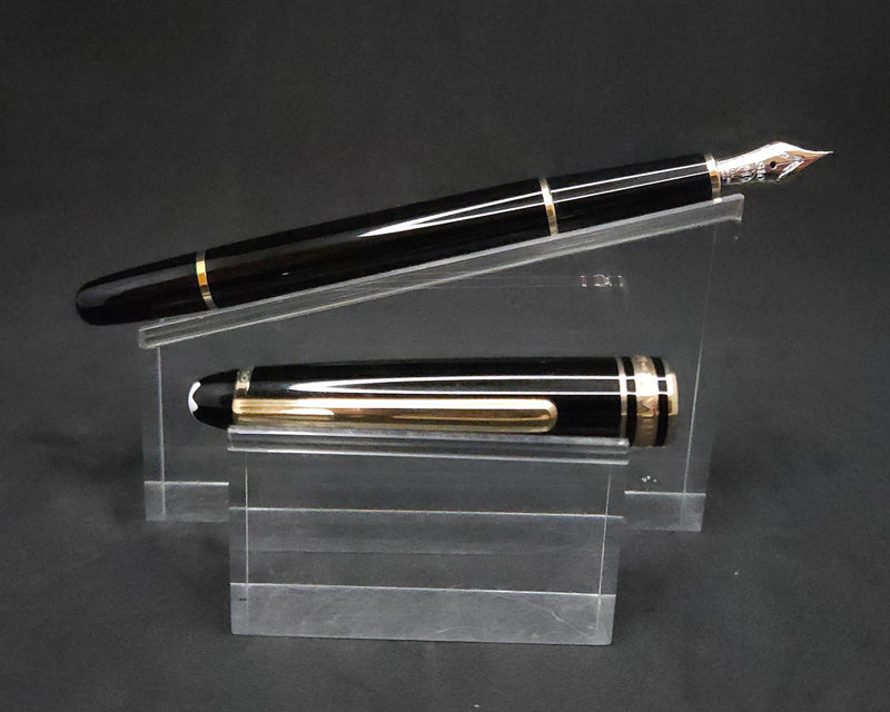 Montblanc Meisterstuck 144 Black and Gold Fountain Pen 14k Gold/ Extra Fine Nib