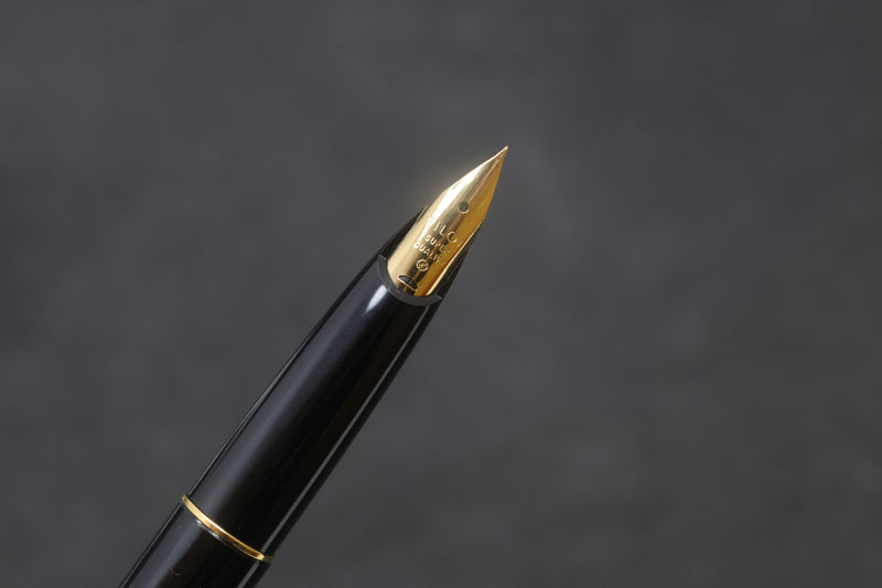 Pilot Black & Gold Fountain Pen Steel F Nib