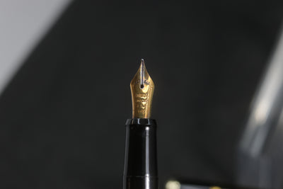 Ohashido Handmade Fountain Pen 14K Gold S-M Nib