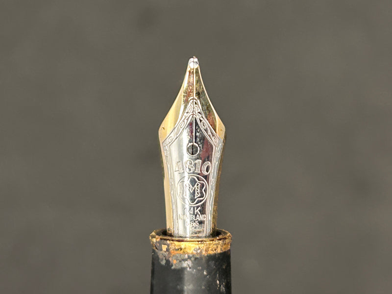 Montblanc Meisterstuck 144 Fountain Pen 14K Gold M Nib