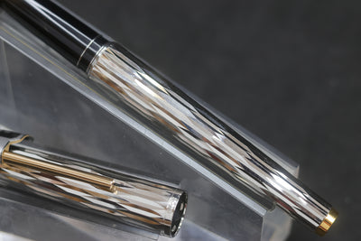 Pilot Custom NOS Chrome Faceted Fountain Pen - 18k Gold F Nib