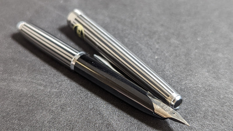 Sailor Steel Black Stripe NOS Pocket Fountain Pen 18k WG Sailor 