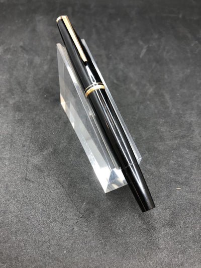 Montblanc - 227 Fountain Pen - 14k Gold nib